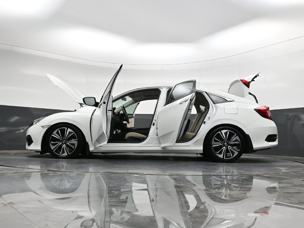 Certified 2018 Honda Civic EX-T image 42