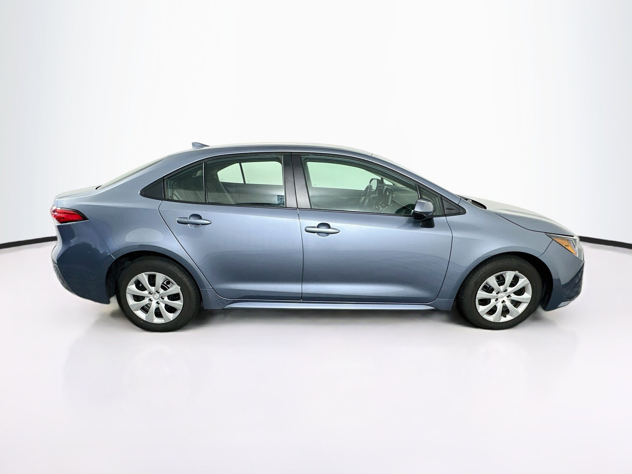 Used 2026 Toyota Corolla LE FWD image 10