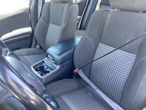 Used 2023 Dodge Charger SXT RWD image 14
