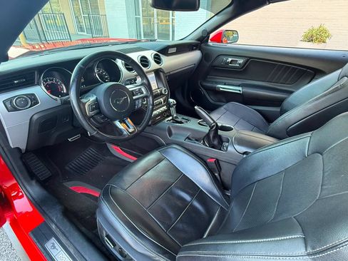 Used 2016 Ford Mustang Premium RWD image 9