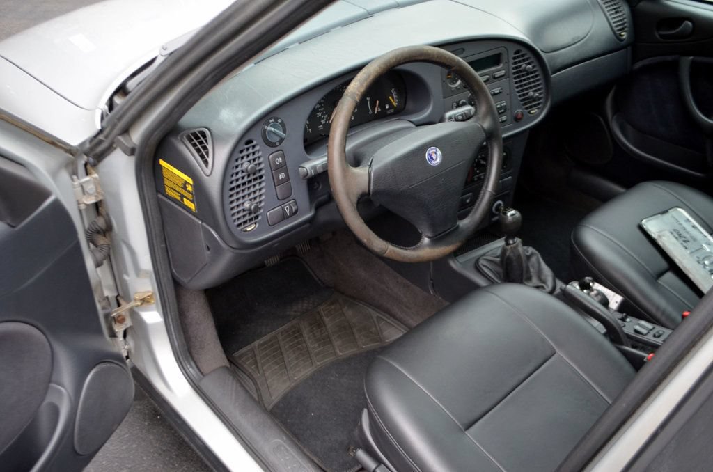 Used 1997 Saab 900 S FWD image 24