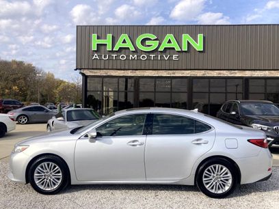 Used 2013 Lexus ES 350 w/ Luxury Pkg