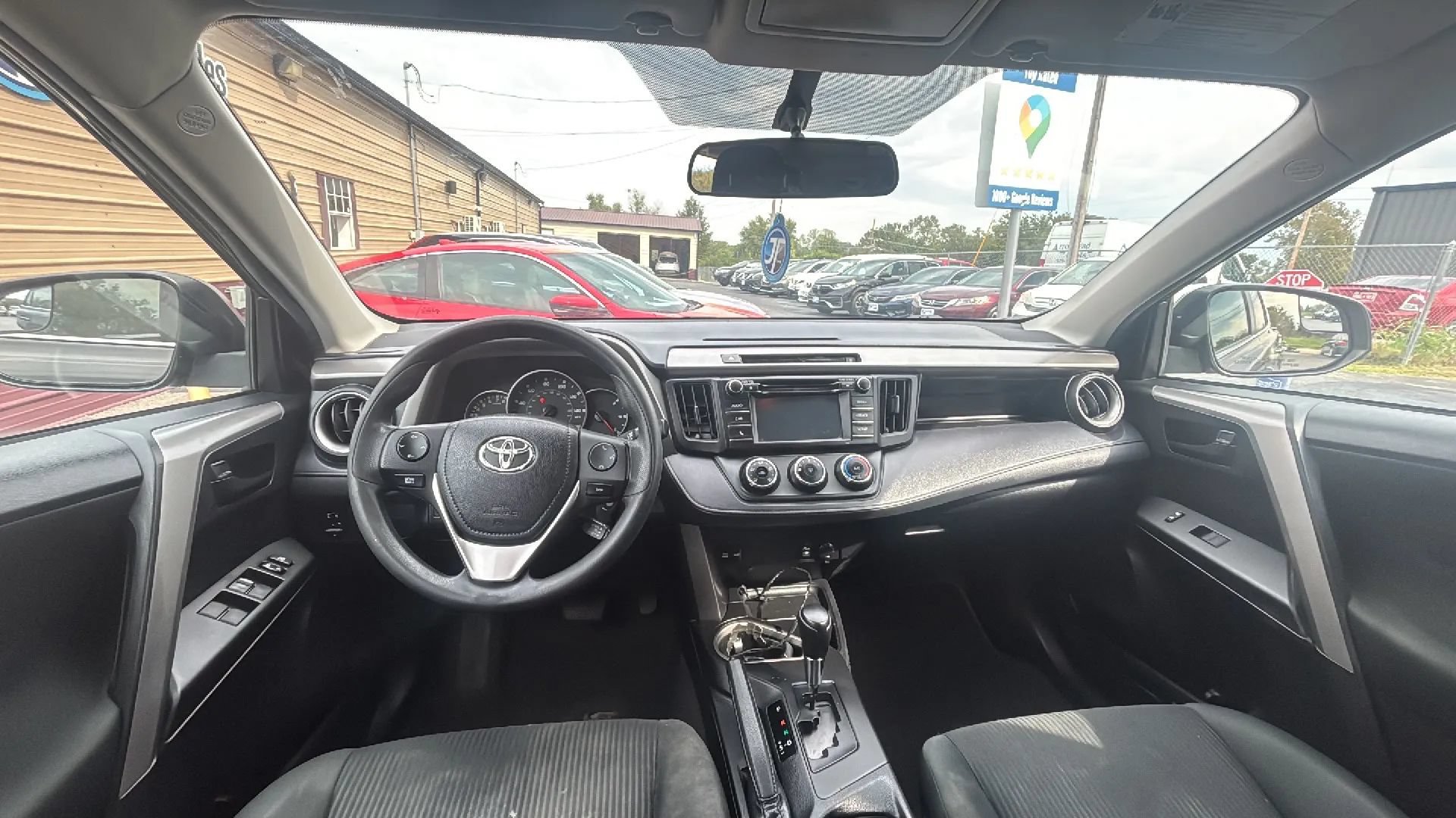 Used 2016 Toyota RAV4 LE FWD image 8
