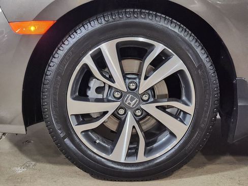 Used 2023 Honda Odyssey Touring image 28