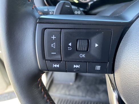 Used 2024 Nissan Pathfinder Rock Creek image 30