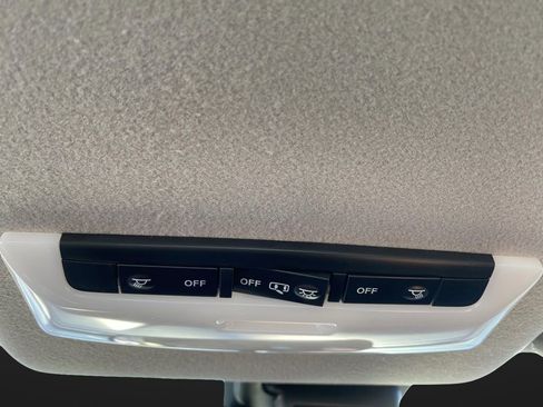 New 2025 Nissan Versa SV w/ Trunk Package image 24