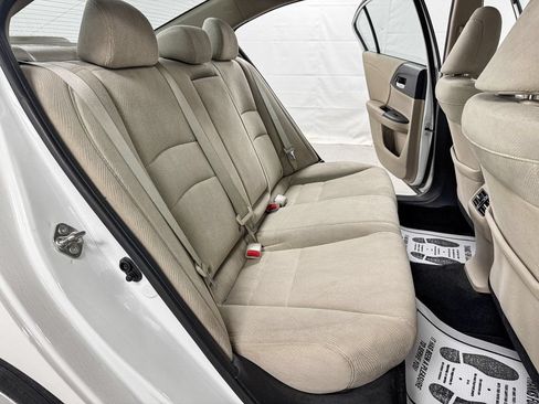 Used 2015 Honda Accord EX image 11