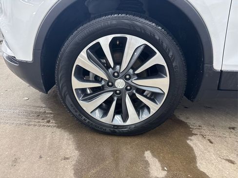 Used 2022 Buick Encore Preferred w/ Safety Package image 12