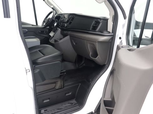Used 2023 Ford Transit 250 Medium Roof AWD image 17