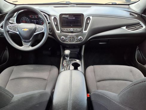 Used 2024 Chevrolet Malibu LT FWD image 9