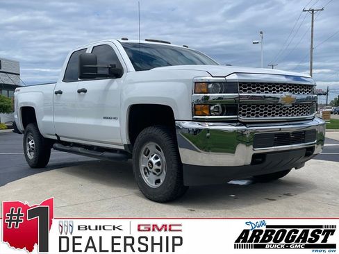 Used 2019 Chevrolet Silverado 2500 W/T AWD/4WD image 1