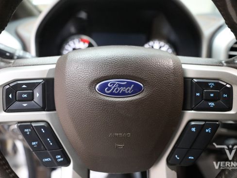 Used 2020 Ford F150 King Ranch w/ Equipment Group 601A Luxury AWD/4WD image 24