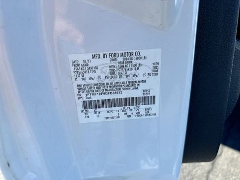 Used 2011 Ford F150 STX w/ STX Decor Pkg image 25