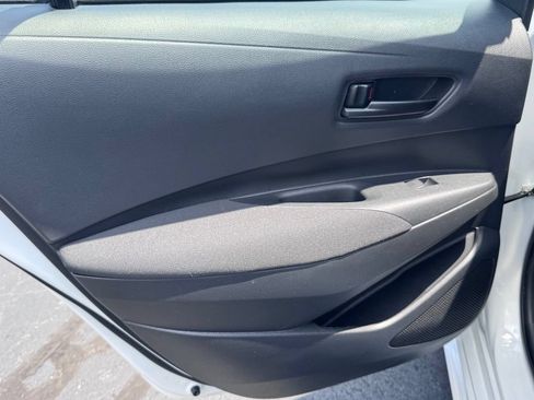 Used 2023 Toyota Corolla LE FWD image 25