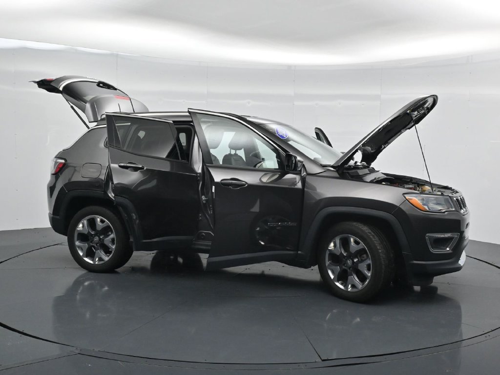 Used 2021 Jeep Compass Limited FWD image 41