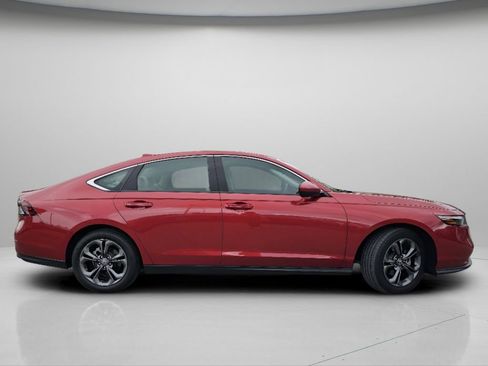 Certified 2023 Honda Accord EX image 25