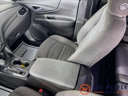 Used 2024 Chevrolet Equinox LT AWD/4WD image 28