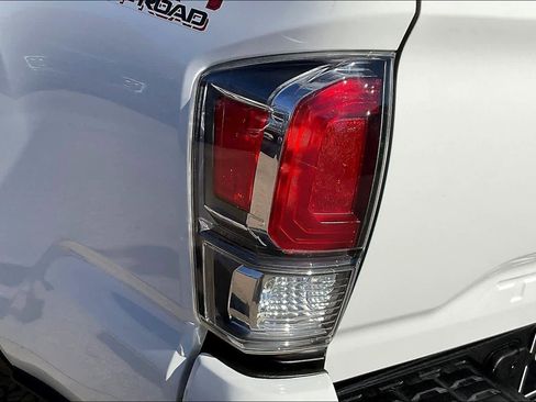 Used 2023 Toyota Tacoma TRD Off-Road image 28