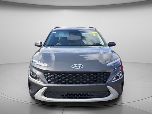 Used 2023 Hyundai Kona SEL w/ Convenience Package FWD image 3