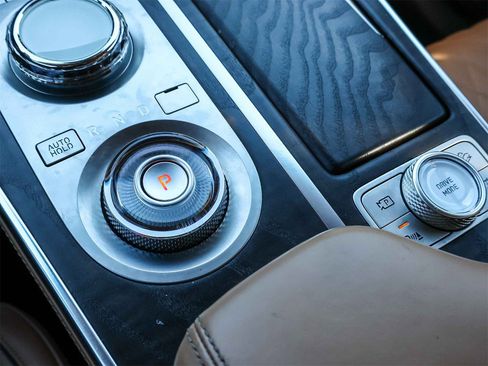 Used 2023 Genesis GV80 3.5T w/ Prestige Matte Package image 24