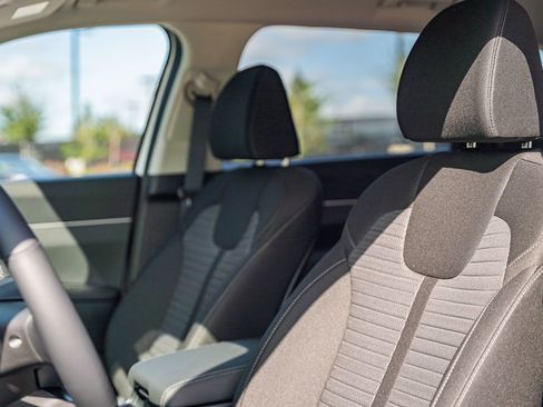 New 2026 Kia Sorento LX FWD image 15