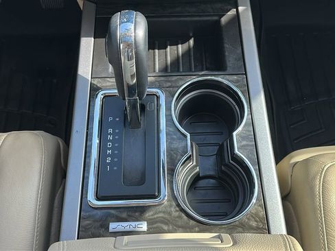 Used 2017 Ford Expedition Limited w/ Equipment Group 301A image 29