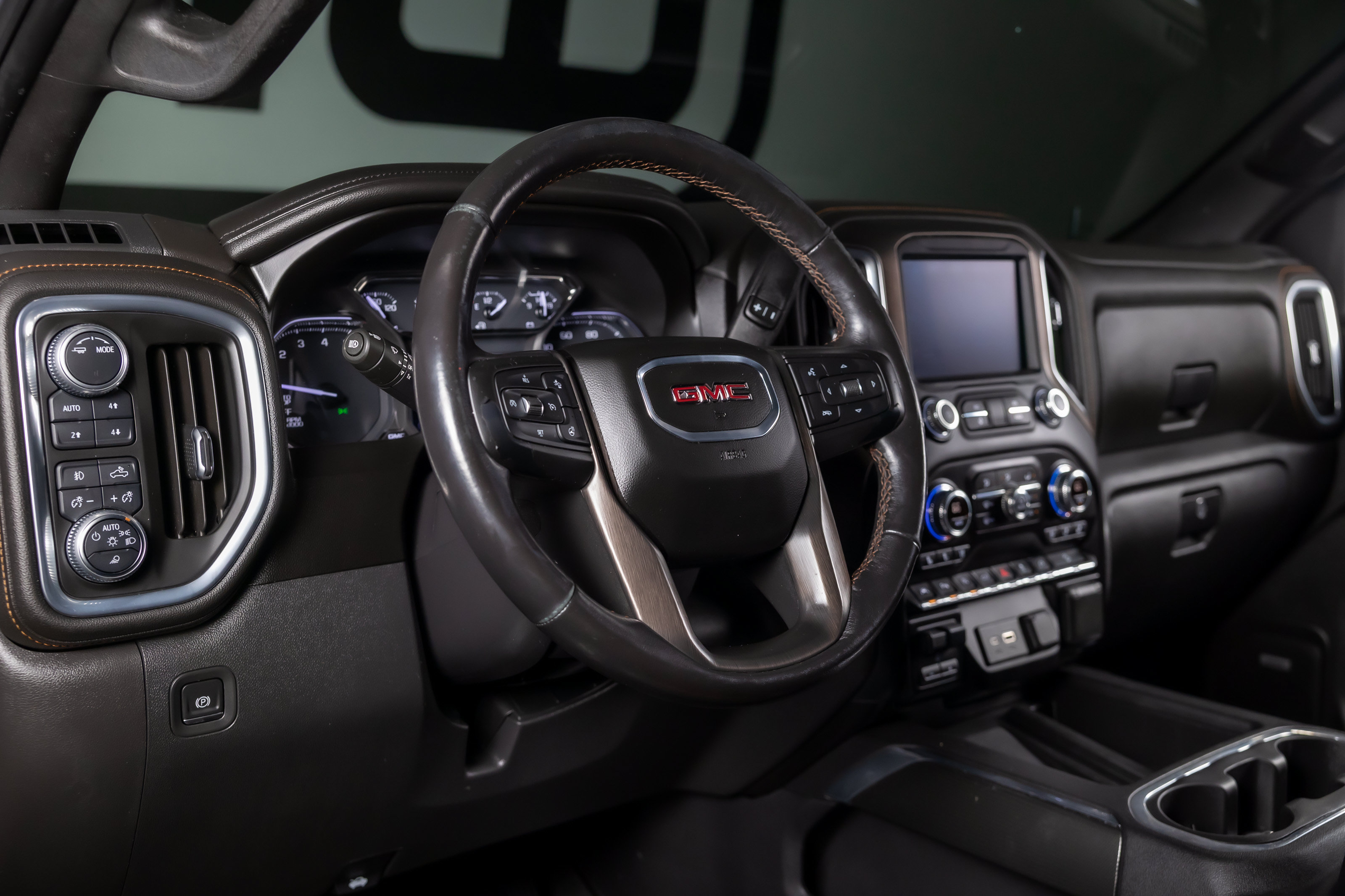 Used 2021 GMC Sierra 1500 AT4 w/ AT4 Premium Package AWD/4WD image 26