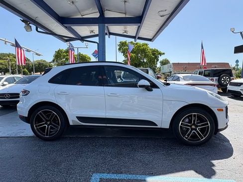 Used 2020 Porsche Macan AWD/4WD image 5