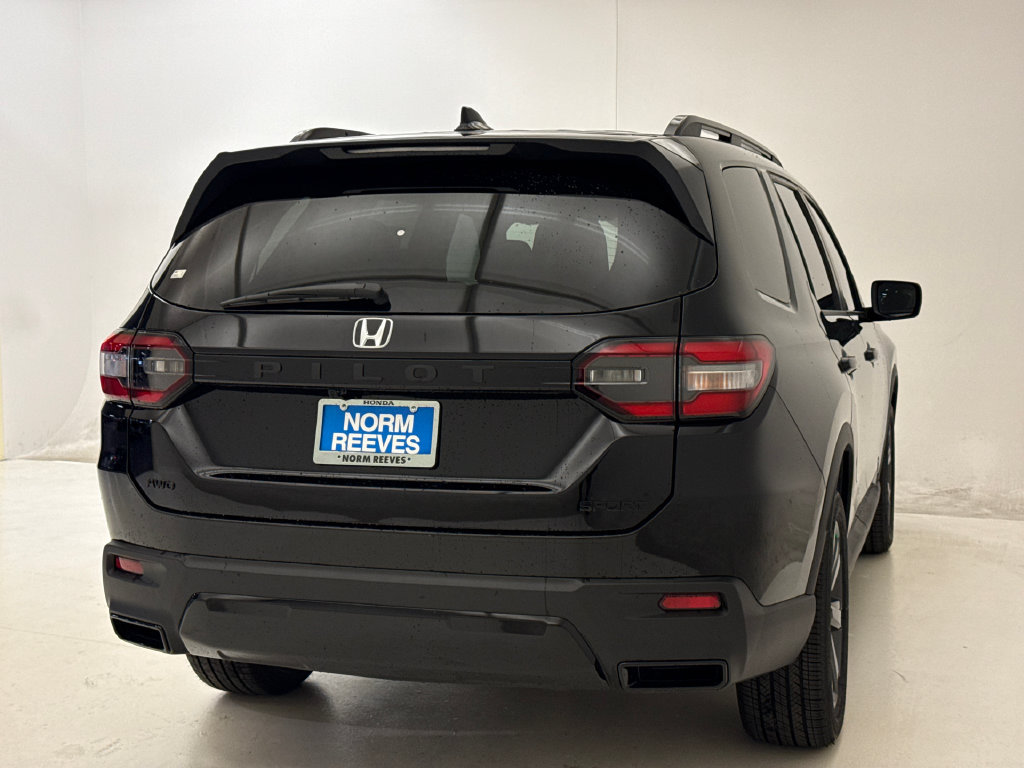 New 2026 Honda Pilot Sport image 9