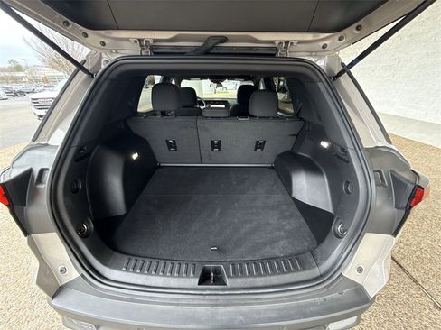 Certified 2025 GMC Terrain Elevation image 24