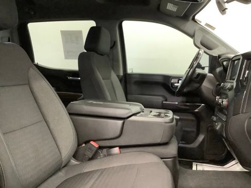 Used 2020 Chevrolet Silverado 1500 RST AWD/4WD image 27