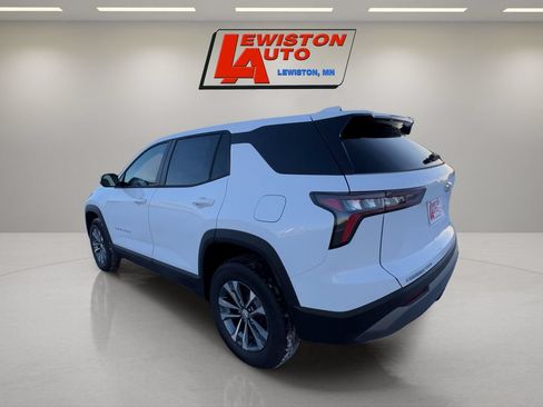 Used 2026 Chevrolet Equinox LT w/ Convenience Package II AWD/4WD image 3