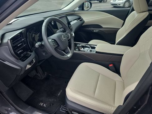 Used 2024 Lexus RX 350 AWD w/ Technology Package image 9