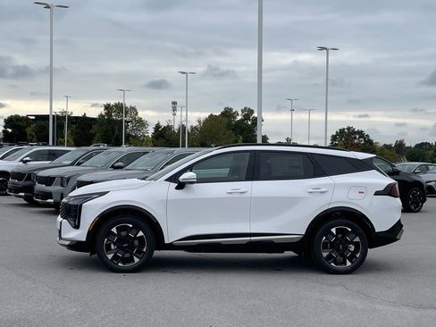 New 2026 Kia Sportage SX image 4