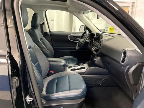 Used 2023 Ford Bronco Sport Outer Banks w/ Tech Package AWD/4WD image 11