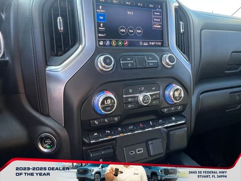 Used 2020 GMC Sierra 1500 SLT w/ SLT Premium Plus Package image 31