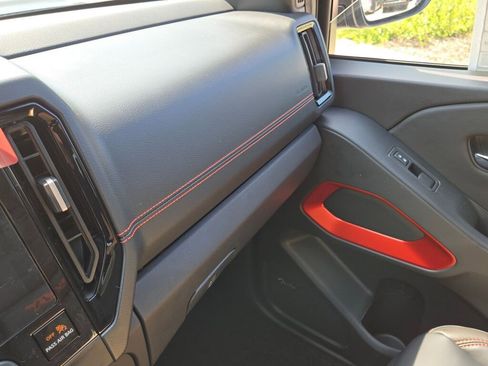 New 2025 Nissan Frontier PRO-4X w/ Pro Premium Package image 24