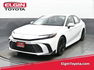 Used 2025 Toyota Camry SE video 1