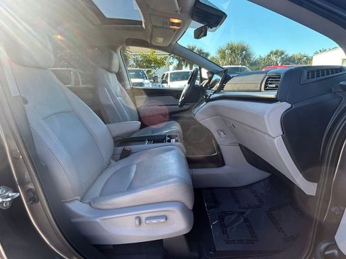 Used 2018 Honda Odyssey EX-L image 22