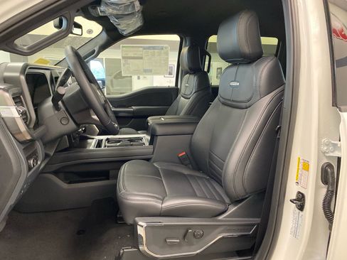 New 2026 Ford F350 Platinum w/ FX4 Off-Road Package AWD/4WD image 16