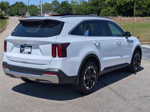 Used 2025 Kia Sorento S w/ Panoramic Sunroof Package FWD image 17