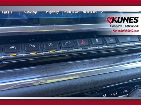 Used 2024 Chevrolet Silverado 1500 LTZ image 30