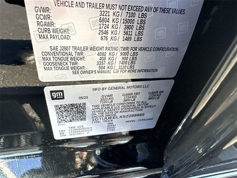 Certified 2025 GMC Sierra 1500 AT4 w/ AT4 Premium Package image 35