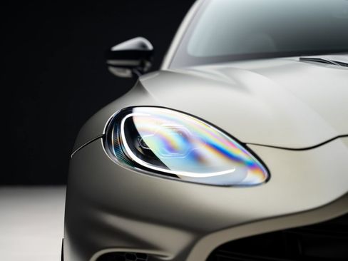 Used 2023 Aston Martin DBX 707 AWD/4WD image 9