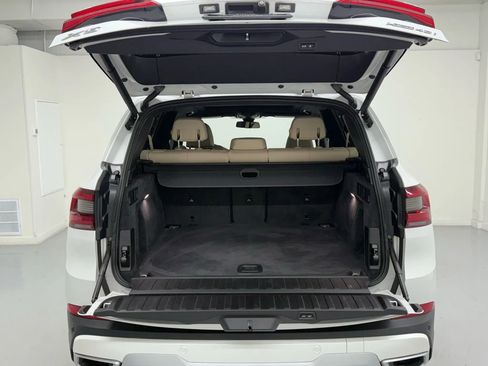 Used 2019 BMW X5 xDrive40i w/ Convenience Package image 40