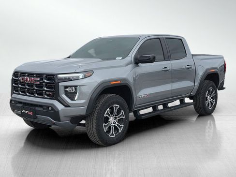 Used 2025 GMC Canyon AT4 AWD/4WD image 3