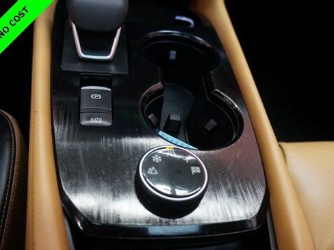 Used 2022 Nissan Rogue Platinum w/ Head-Up Display Package image 20