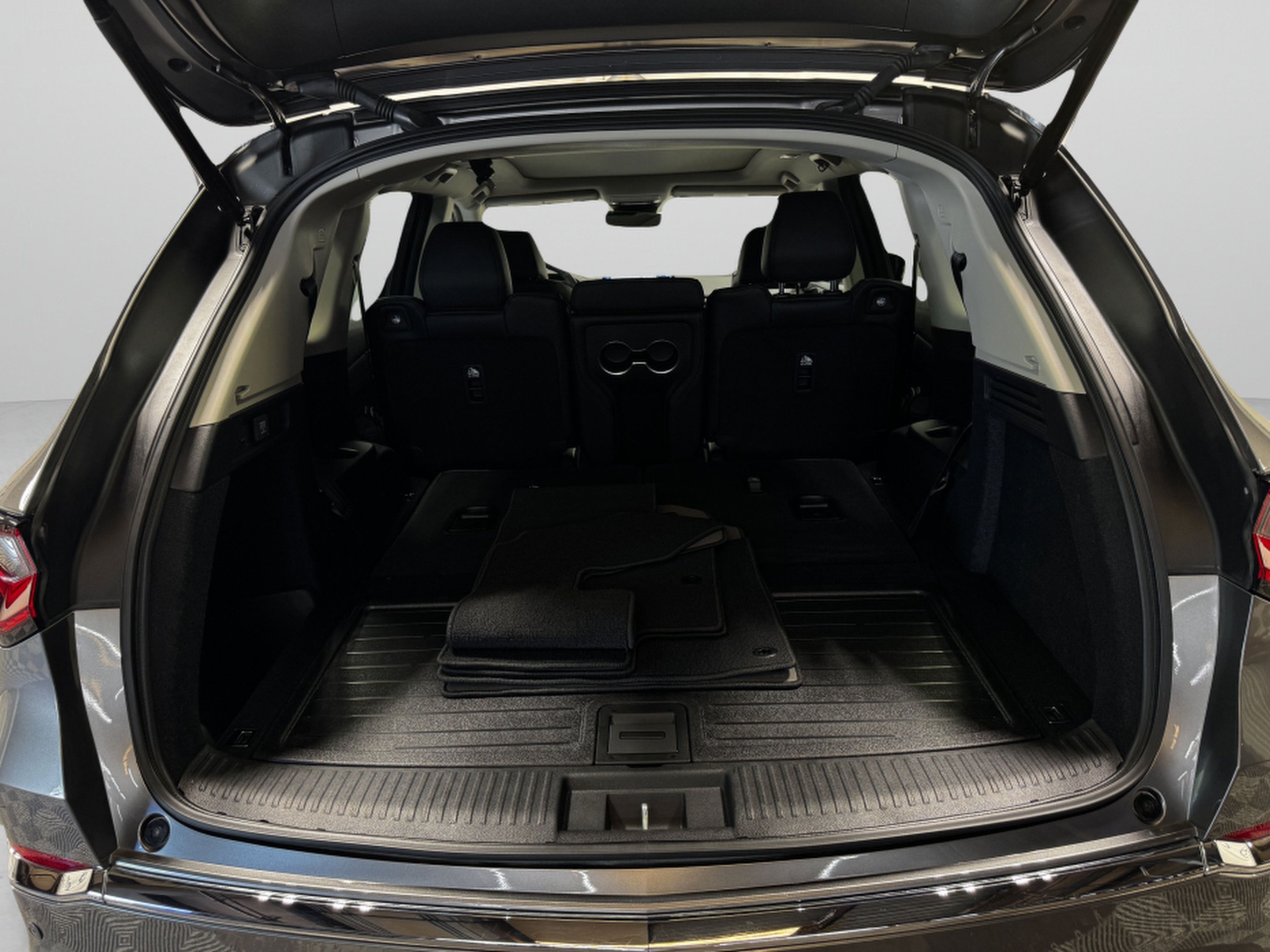 Certified 2026 Acura MDX FWD image 37