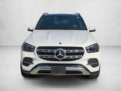 Used 2024 Mercedes-Benz GLE 350 4MATIC image 2