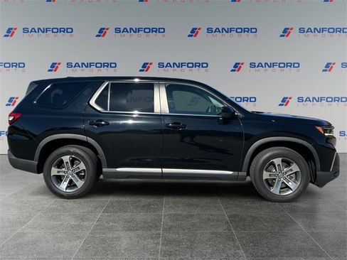 Used 2023 Honda Pilot EX-L image 6